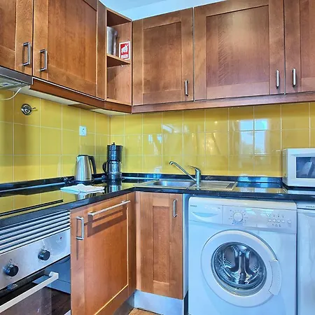 Myplace - - Principe Real 아파트 *